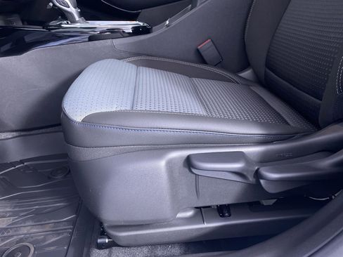 New 2025 Chevrolet Trax LT w/ Driver Confidence Package image 9