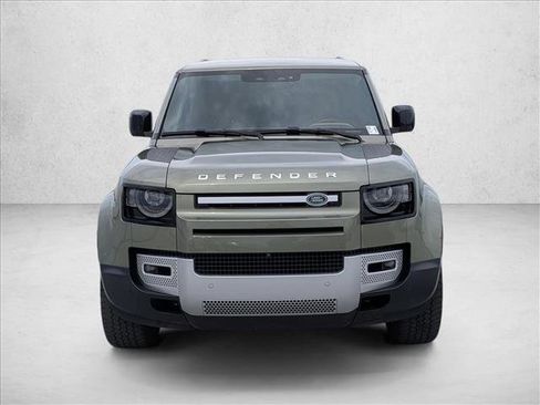 Used 2024 Land Rover Defender 130 S image 2