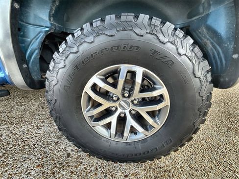 Used 2018 Ford F150 Raptor w/ Equipment Group 801A Mid image 30