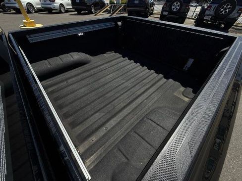 Certified 2023 Nissan Frontier SV w/ SV Convenience Package image 10