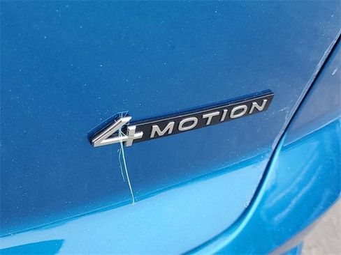 Used 2024 Volkswagen Atlas Cross Sport SEL Premium R-Line image 6