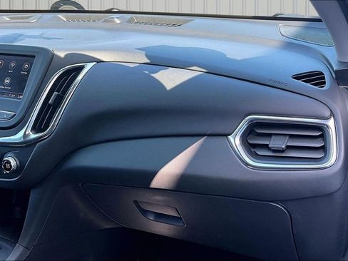 Used 2023 Chevrolet Equinox LT image 12