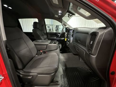 Used 2022 Chevrolet Silverado 2500 Custom w/ Custom Value Package AWD/4WD image 28