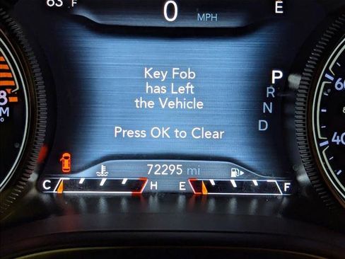 Used 2019 Jeep Cherokee Limited w/ Technology Group image 13