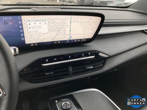 Used 2025 Buick Enclave Preferred image 22