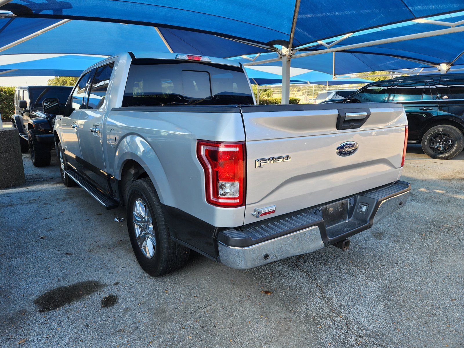 Used 2016 Ford F150 XLT w/ Equipment Group 302A Luxury RWD image 3