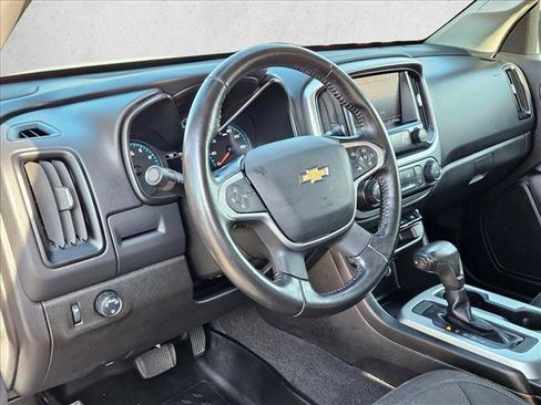 Used 2021 Chevrolet Colorado LT RWD image 10