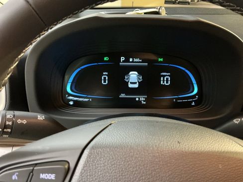 New 2026 Hyundai Venue SEL FWD image 10