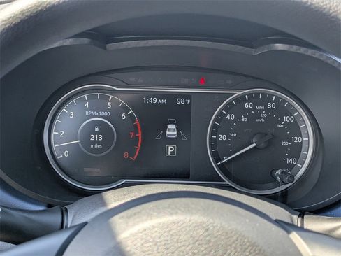 New 2025 Nissan Versa SV w/ Trunk Package image 30