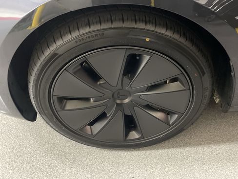 Used 2024 Tesla Model 3 RWD image 13