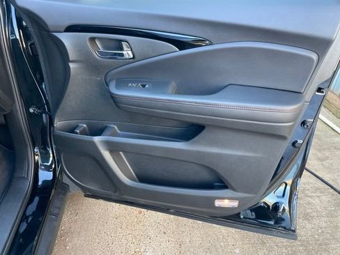 Used 2023 Honda Ridgeline Black Edition image 28