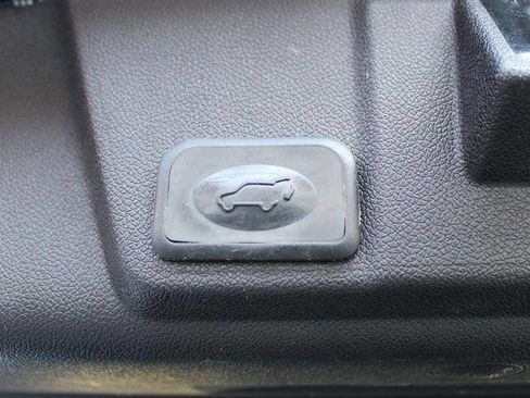 Used 2011 Chevrolet Traverse LTZ w/ LPO, 'HIT The Road' Package AWD/4WD image 31