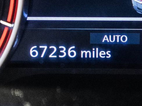 Used 2023 Nissan Rogue SV AWD/4WD image 16