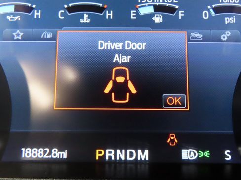 Used 2022 Ford F350 Lariat image 12