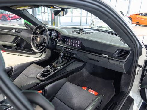 Used 2023 Porsche 911 GT3 RS RWD image 40