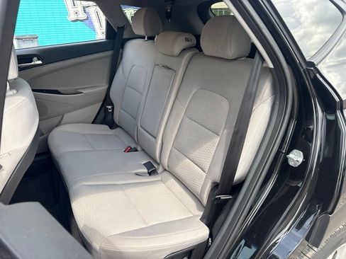 Used 2021 Hyundai Tucson SE FWD image 11