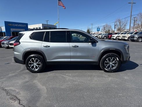 Used 2026 GMC Acadia AT4 w/ Luxury Package image 8