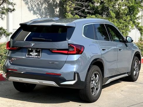 Used 2023 BMW X1 xDrive28i AWD/4WD image 4