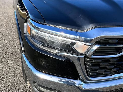 Used 2025 RAM 1500 Big Horn image 31