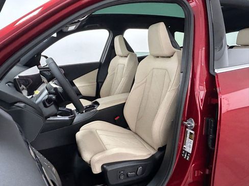 Used 2025 BMW X3 xDrive30i w/ Premium Package image 26