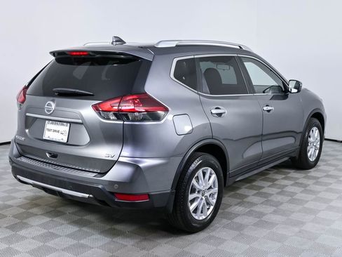 Used 2020 Nissan Rogue SV FWD image 27