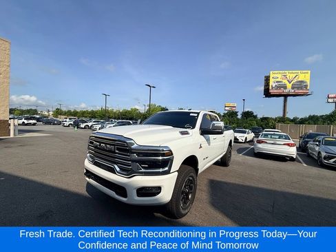 Used 2026 RAM 2500 Laramie AWD/4WD image 1