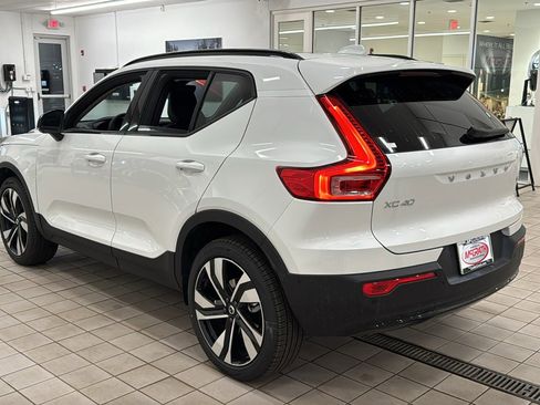 New 2026 Volvo XC40 B5 Plus w/ Protection Package Premier image 7