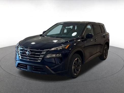 Used 2025 Nissan Rogue SV image 7