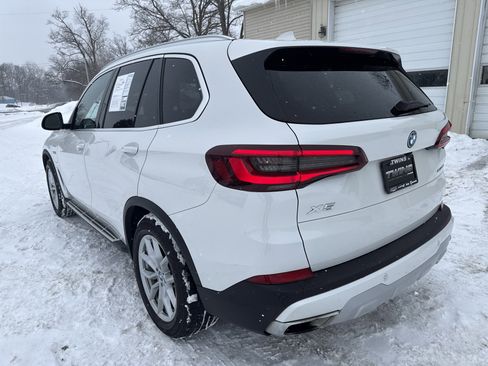 Used 2023 BMW X5 xDrive45e w/ Executive Package AWD/4WD image 9