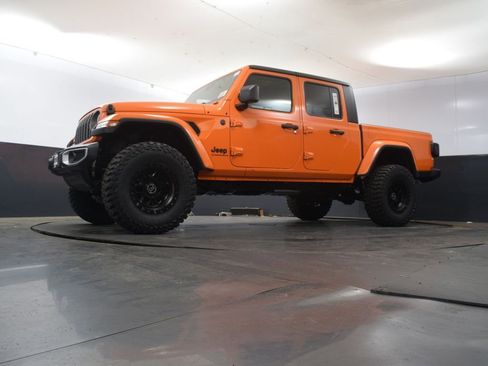 New 2025 Jeep Gladiator Sport image 48