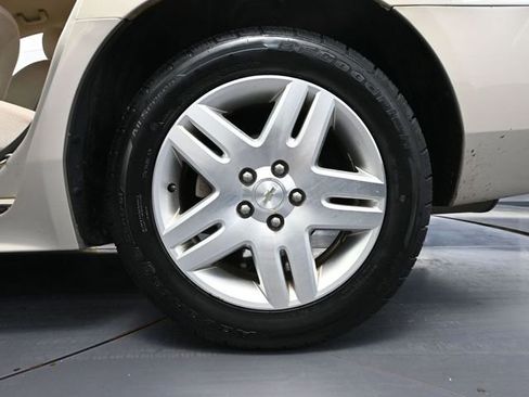 Used 2012 Chevrolet Impala LT FWD image 11