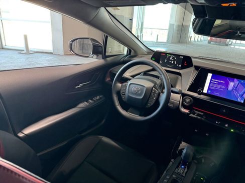 New 2026 Toyota Prius Plug-In Hybrid FWD image 38