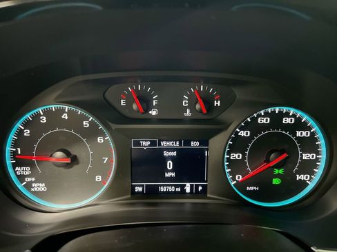 Used 2022 Chevrolet Traverse LS AWD/4WD image 12