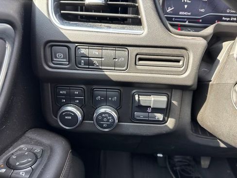 Used 2022 GMC Yukon AT4 w/ Max Trailering Package AWD/4WD image 14
