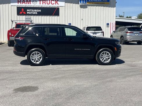 New 2025 Jeep Grand Cherokee Laredo X w/ Luxury Tech Group I image 6