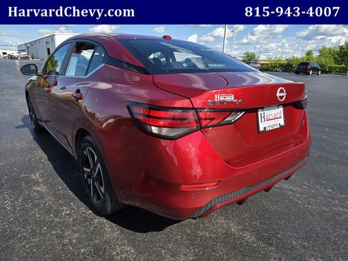 Used 2024 Nissan Sentra SV FWD image 6