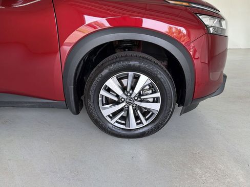 Certified 2024 Nissan Pathfinder SL AWD/4WD image 14