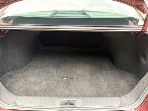 Used 2023 Nissan Sentra SV image 17