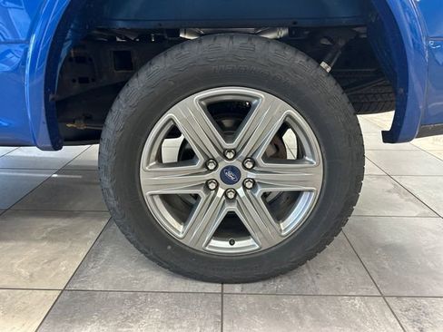 Used 2018 Ford F150 Lariat w/ Equipment Group 502A Luxury AWD/4WD image 5