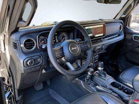 New 2026 Jeep Gladiator Sport image 7