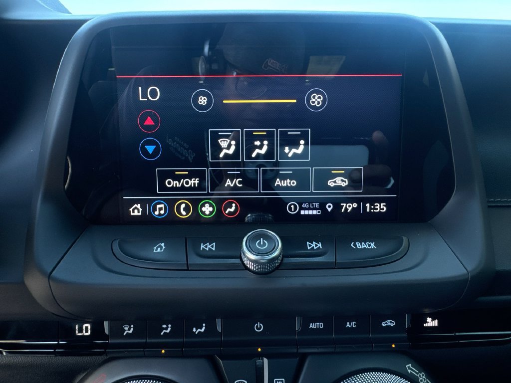 Used 2024 Chevrolet Camaro LT w/ Technology Package RWD image 25