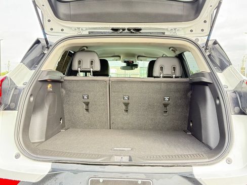 Used 2023 Buick Encore GX Preferred w/ Cold Weather Comfort Package FWD image 7