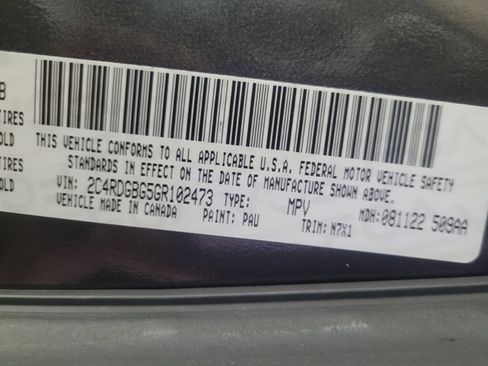 Used 2016 Dodge Grand Caravan SE image 33