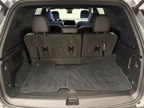 Used 2026 Chevrolet Traverse LT AWD/4WD image 6