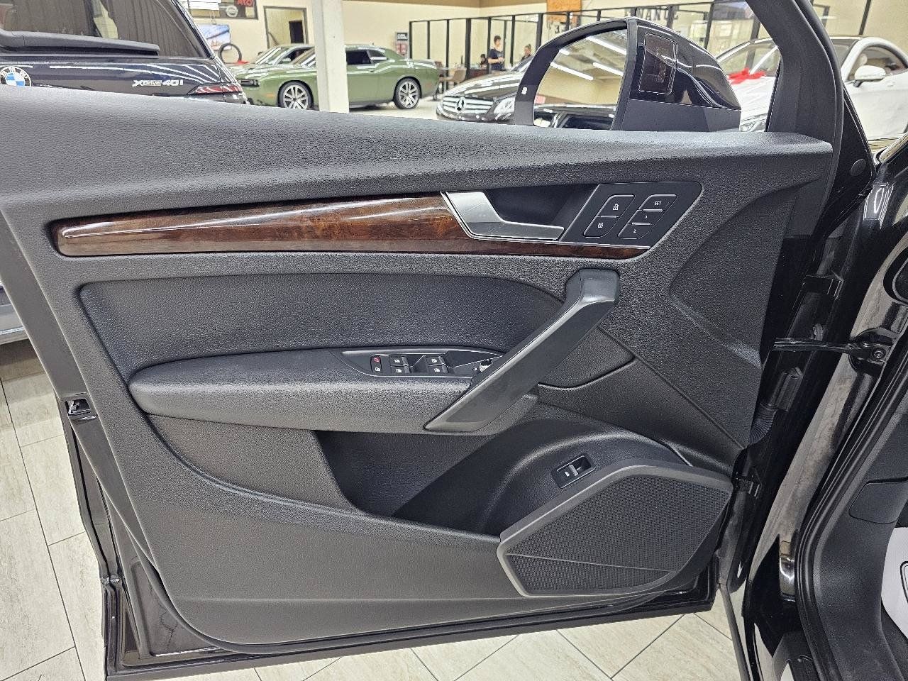 Used 2018 Audi Q5 2.0T Premium Plus AWD/4WD image 41