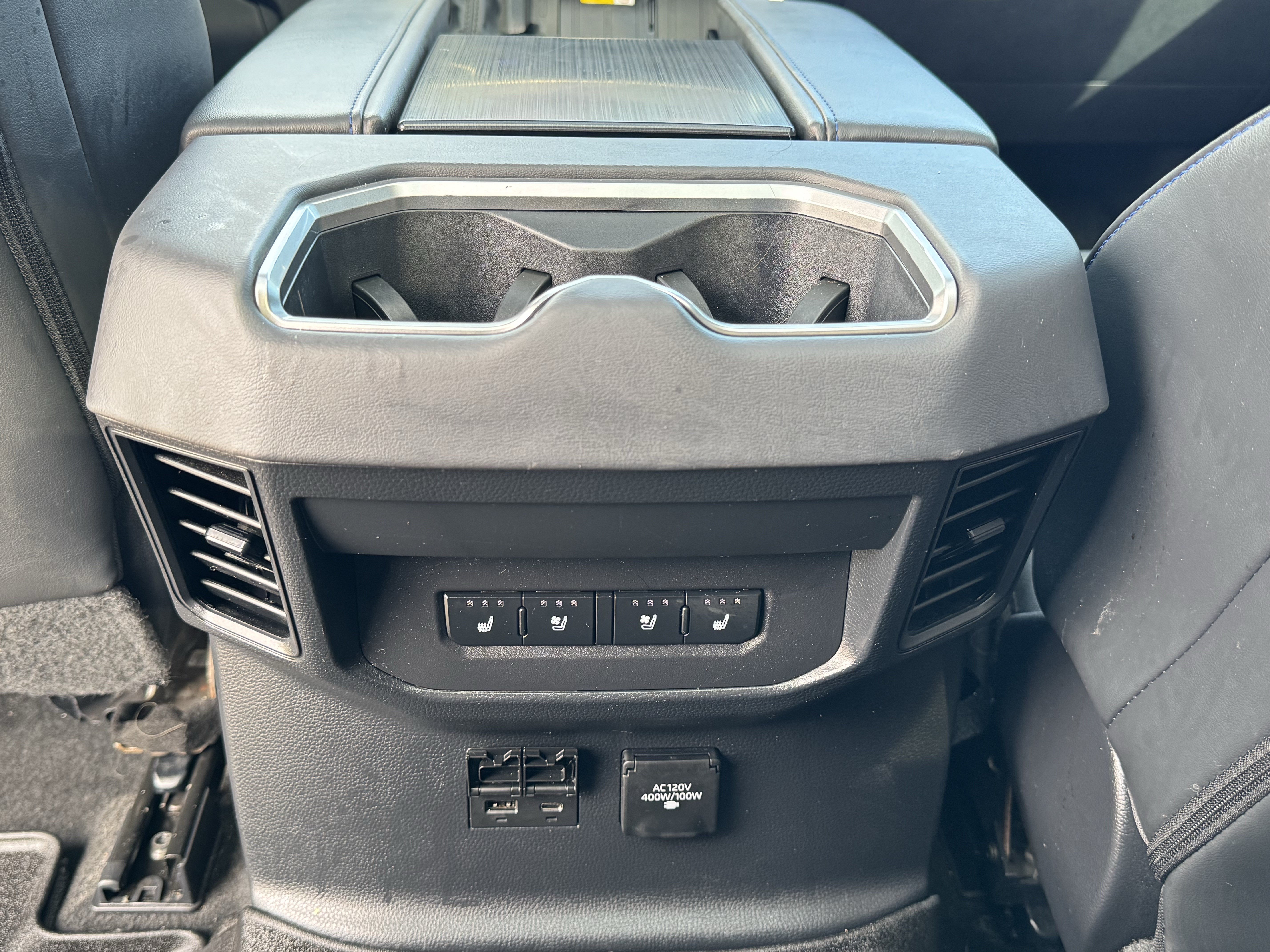 Used 2023 Toyota Tundra Platinum AWD/4WD image 21