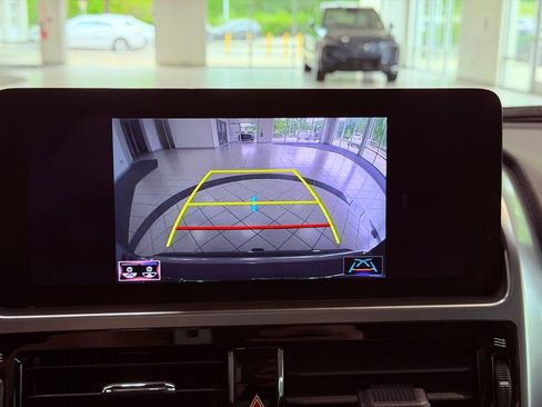 Certified 2023 Lexus GX 460 Premium w/ Accessory Package image 24