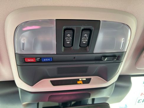 Used 2025 Subaru Crosstrek 2.5i Limited image 27