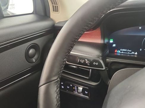 Used 2022 Lincoln Nautilus Reserve w/ Luxury Package image 19