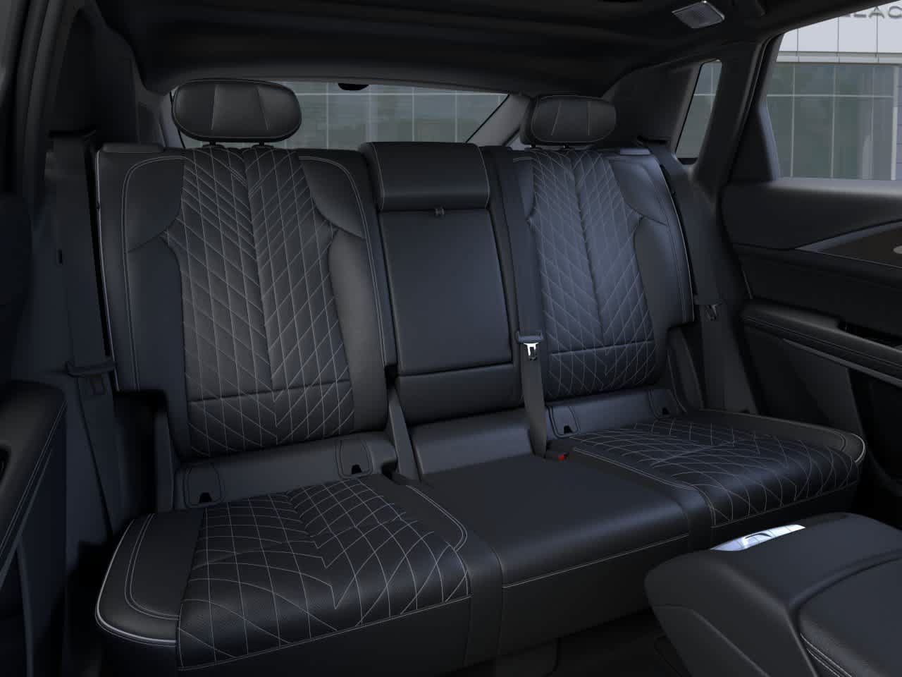 Used 2027 Cadillac Lyriq Signature Luxury w/ Nappa Leather Package AWD/4WD image 17